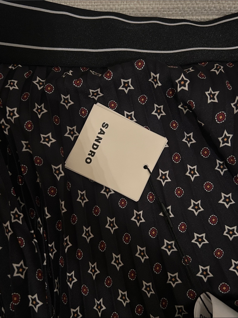 Sandro Women's Black Pleated Star-Print Maxi Skirt - Picture 3 of 3